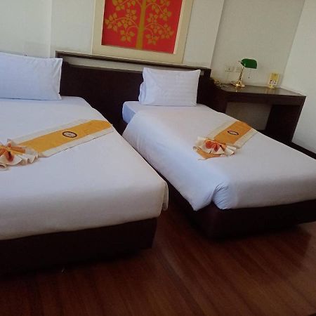 Grand Phranakhon Hotel Phra Nakhon Si Ayutthaya Exteriör bild