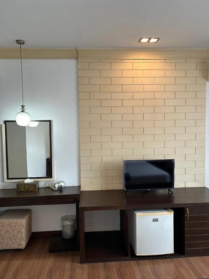 Grand Phranakhon Hotel Phra Nakhon Si Ayutthaya Exteriör bild