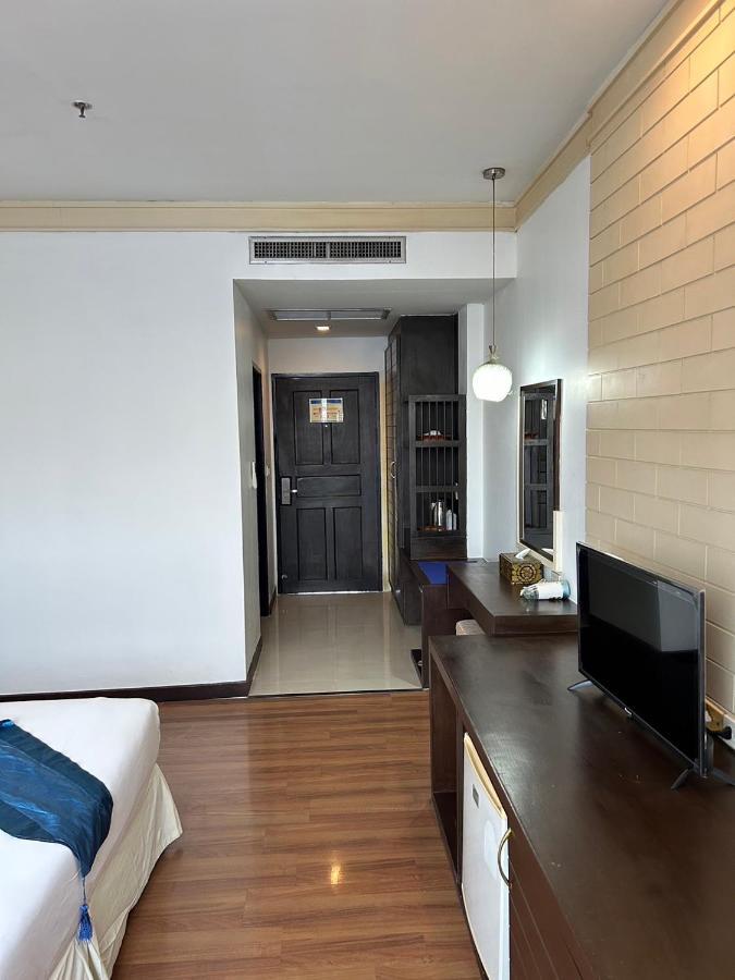 Grand Phranakhon Hotel Phra Nakhon Si Ayutthaya Exteriör bild